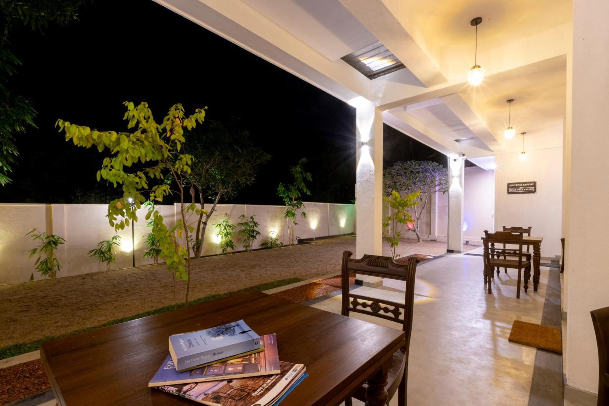 Coastal Villa Mirissa Exterior foto