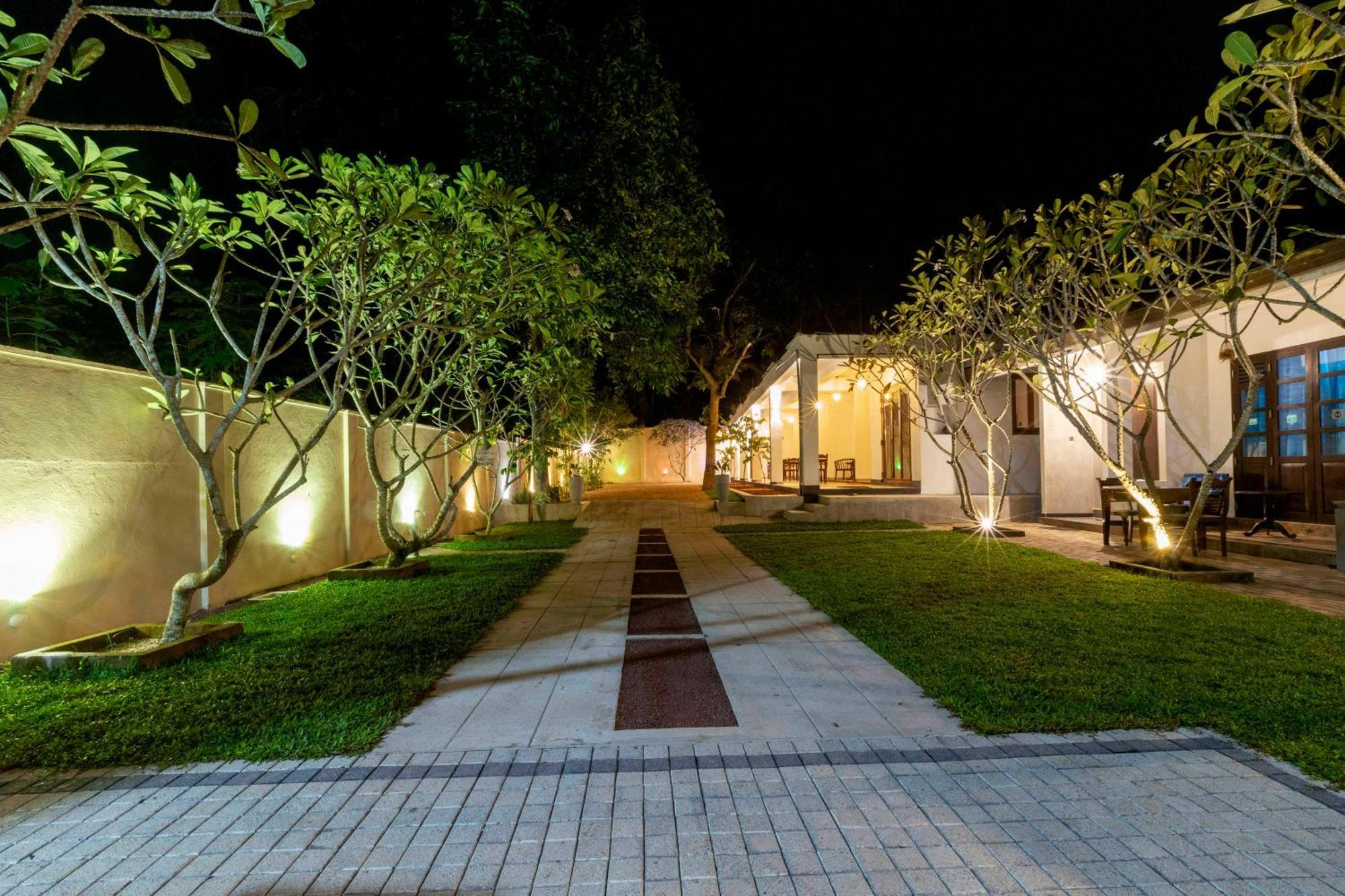 Coastal Villa Mirissa Exterior foto